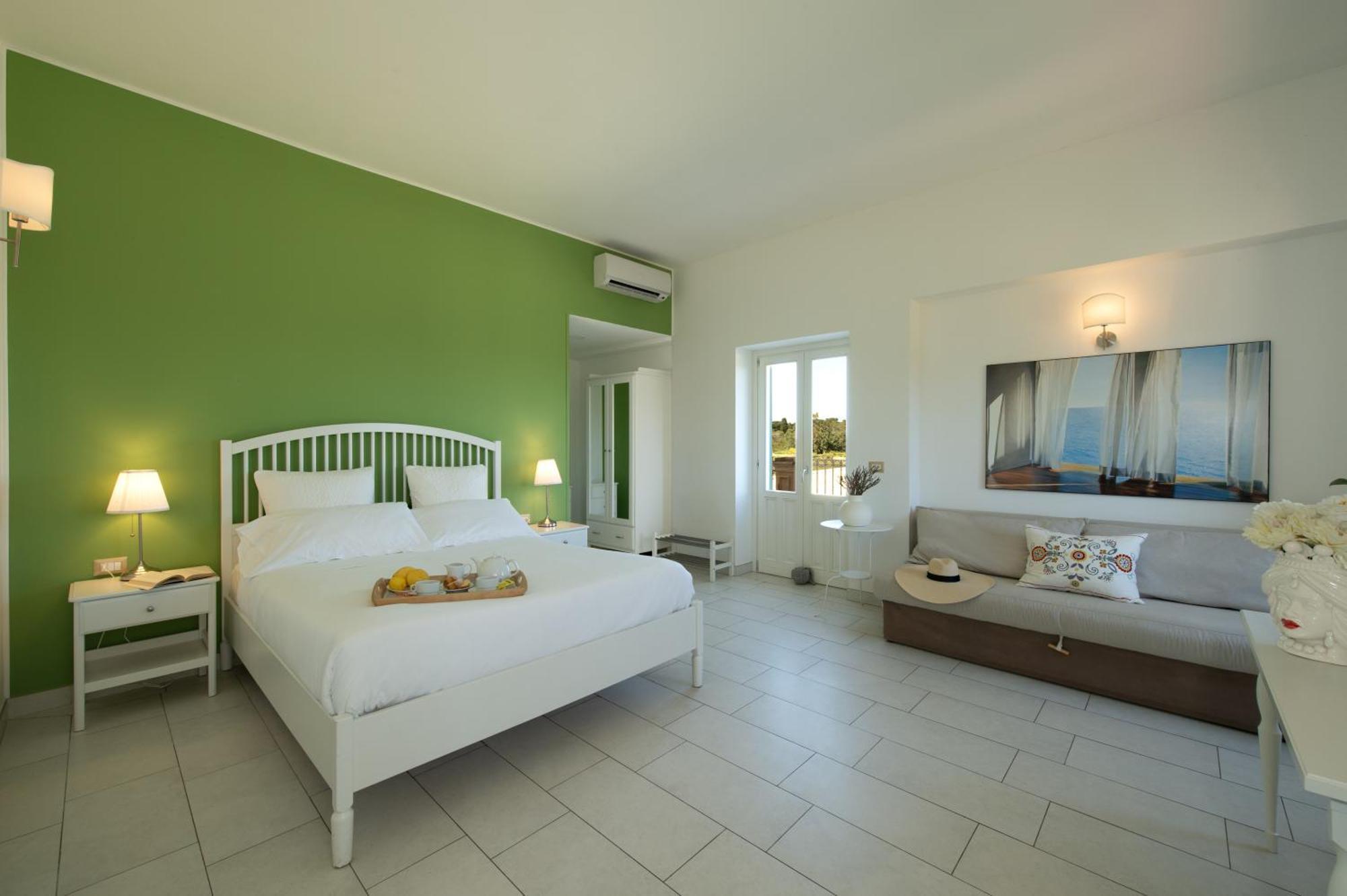Isola Charm B&B - A Historic Villa Near Punta Del Pero Beach Siraküza Dış mekan fotoğraf