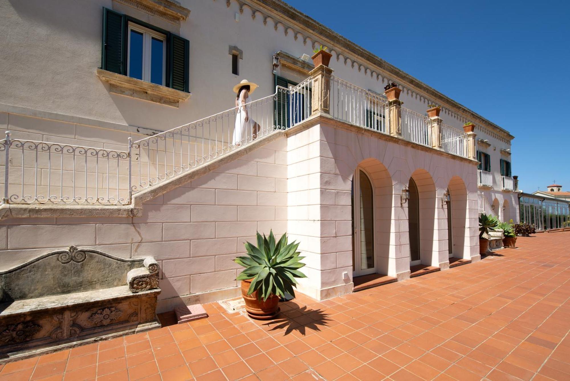 Isola Charm B&B - A Historic Villa Near Punta Del Pero Beach Siraküza Dış mekan fotoğraf